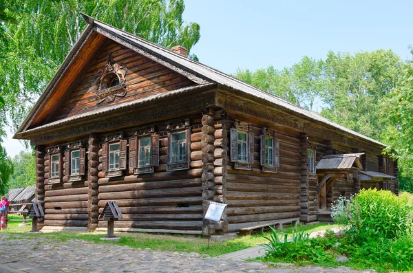 Haus von Serow im Museum für Holzarchitektur, Kostroma, Russland — Stockfoto