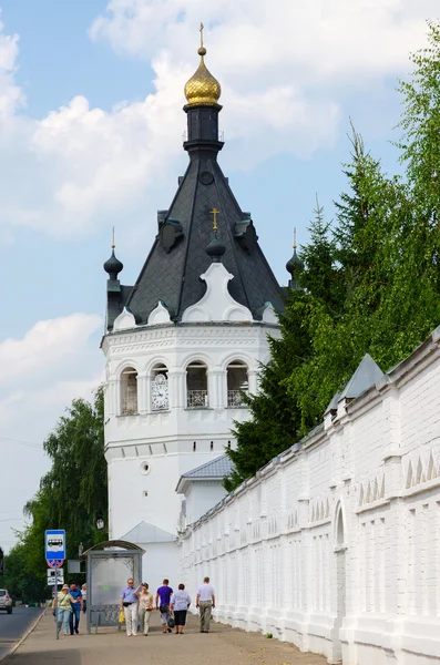 Theophany Convent (torre do século XVII), Kostroma, Rússia — Fotografia de Stock