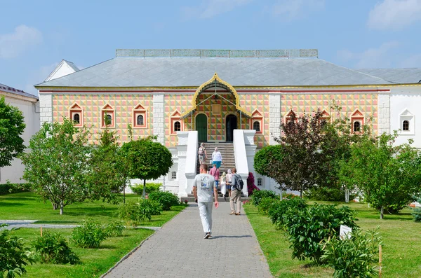 Casa de los boyardos Romanov en la Santísima Trinidad Monasterio de Ipatyevsky, Kostroma, Rusia — Foto de Stock