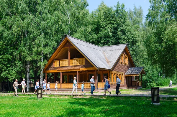 Kostroma Arquitectura-Etnografía y Paisaje Museo-Reserva Kostromskaya Sloboda — Foto de Stock