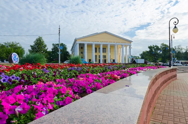 Teatro Nacional de Teatro Académico lleva el nombre de Yakub Kolas, Vitebsk —  Fotos de Stock