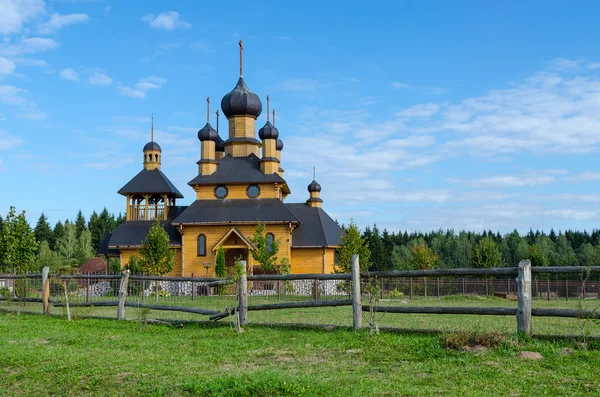 Bielorrússia, Dudutki. Igreja do Santo Profeta João Batista — Fotografia de Stock