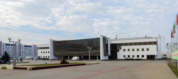 Moderní ledový palác, Gomel, Bělorusko — Stock fotografie