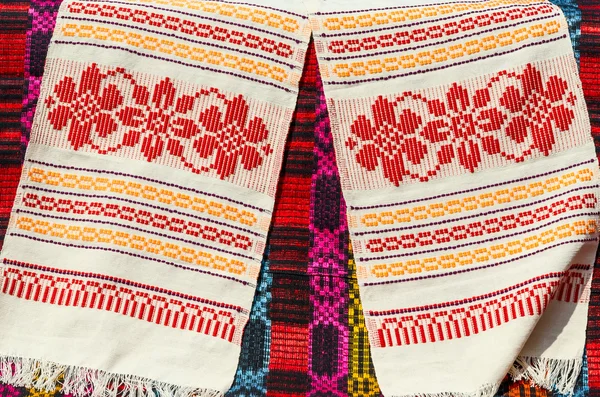 Belorussian towels with traditional geometric patterns — Stock Photo, Image