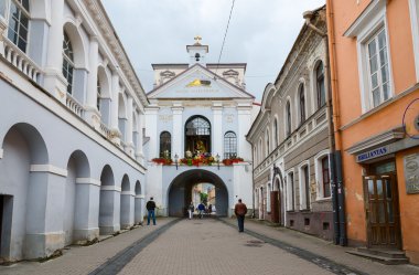 Şapel ile Our Lady kapısı şafakta kutsal kapı (şafak kapısı), Vilnius, Litvanya