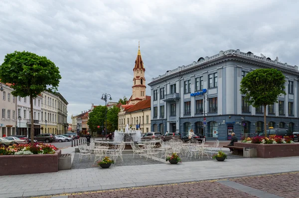 Vilnius, Street Didzioji, building "Nordea Lietuva" (Russian-Asian Bank), St. Nicholas Church — Stock Photo, Image
