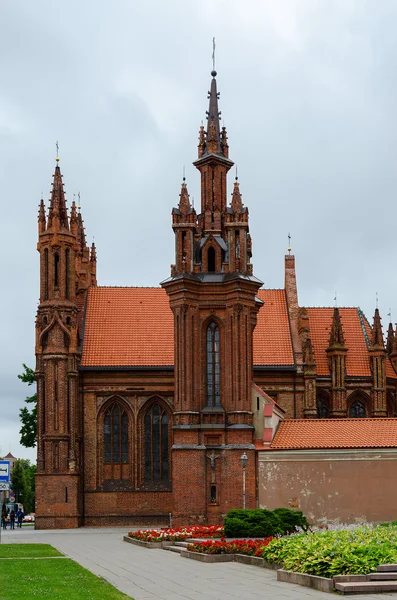 Catholic church of St. Anne, Vilnius — Stockfoto