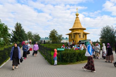 Hacılar kutsal Groove, kutsal Trinity söyle, büyük melek-Diveevo Manastırı, Rus sonundaki