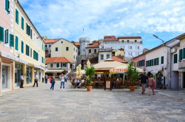 Nicholas Zhurkovicha Meydanı Herceg Novi, Karadağ