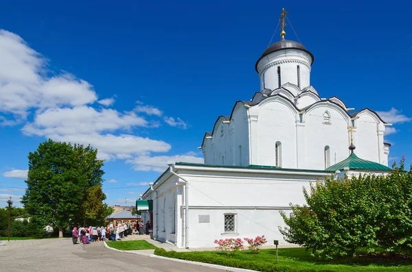 Mariä-Himmelfahrt-Kathedrale im Nonnenkloster Knjaginin, Wladimir, Russland — Stockfoto