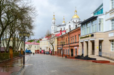 Tolstoy kutsal Dormition Katedrali'ne, Vitebsk, Beyaz Rusya bakan sokak
