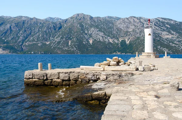 Lighthouse on the Island of Virgin Mary on the Reef — Stock Photo, Image