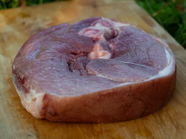 Rohes Steak Auf Schweinshaxe Frisches Schweinefleisch Zum Braten Auf Einem — Stockfoto