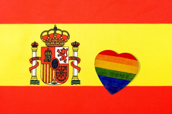 Bandeira Espanha Coração Forma Bandeira Lgbt Sinal Uma Mulher Conceito — Fotografia de Stock