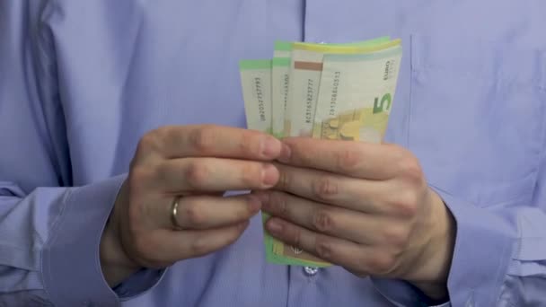 Feche Mãos Enquanto Conta Notas Euro Valor Economia Europeia Euro — Vídeo de Stock