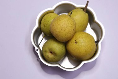 Eko Organik Olgun Armut Meyvesi Beyaz Arkaplanda İzole Edildi