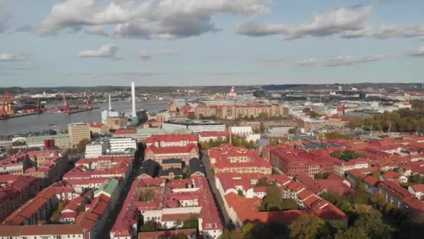 Belváros Göteborg, Városi jelenet, Repülő épületek felett, Légi — Stock videók