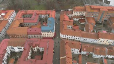 İnsanlar Landmark Haga, Göteborg, İsveç, Hava Tersten Alışveriş Yapıyor