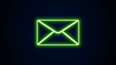 Parlayan neon hattı Zarf simgesi siyah arkaplanda izole edildi. E- posta mektup sembolü. 4K Video hareketli grafik canlandırması