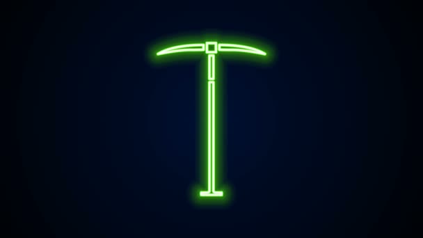 Gloeiende neon lijn Pickaxe pictogram geïsoleerd op zwarte achtergrond. 4K Video motion grafische animatie — Stockvideo