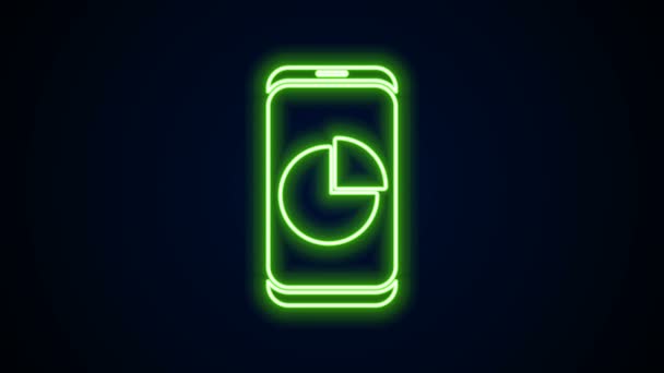 Glödande neon line Mobiltelefon med diagram ikonen isolerad på svart bakgrund. Rapportera textfil. Bokföringsskylt. Revision, analys, planering. 4K Video motion grafisk animation — Stockvideo