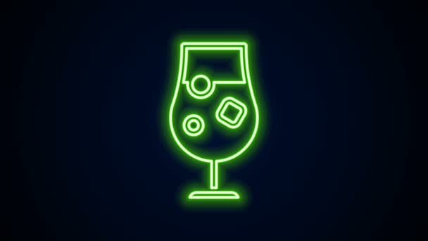 Brillante línea de neón Icono de cóctel y bebida alcohólica aislado sobre fondo negro. Animación gráfica de vídeo 4K — Vídeos de Stock