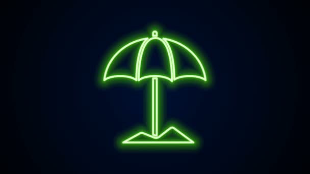 Leuchtender neonfarbener Sonnenschirm für Strandsymbol isoliert auf schwarzem Hintergrund. Großer Sonnenschirm für den Außenbereich. Sonnenschirm. 4K Video Motion Grafik Animation — Stockvideo