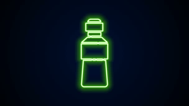 Zářící neonová čára Lahvička s ikonou vody izolovaná na černém pozadí. Nápis se sodovkou. Grafická animace pohybu videa 4K — Stock video