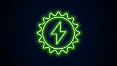 Parlayan neon hattı güneş enerjisi simgesi siyah arkaplanda izole edildi. Yıldırım sembollü güneş. 4K Video hareketli grafik canlandırması