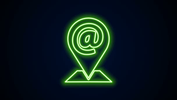 Világító neon vonal Helyszín és mail és e-mail ikon elszigetelt fekete háttér. Boríték szimbólum e-mail. E-mail üzenet jel. 4K Videó mozgás grafikus animáció — Stock videók