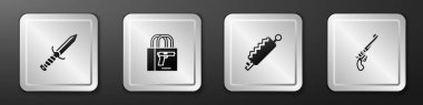 Askeri bıçak, silah tabancası, tuzak avı ve Revolver ikonu. Gümüş kare düğme. Vektör.