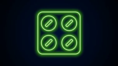Parlayan neon çizgisi hapları siyah arka planda izole edilmiş. İlaç paketi. Tablet, vitamin, antibiyotik, aspirin. 4K Video hareketli grafik canlandırması