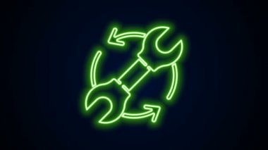 Siyah arkaplanda izole edilmiş iş akışı simgesi olarak parlayan neon çizgi anahtarı ve oklar. Ayarlama, servis, ayar, bakım, onarım, onarım. 4K Video hareketli grafik canlandırması