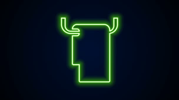 Glödande neon line Handduk på en hängare ikon isolerad på svart bakgrund. Badrumshandduksikon. 4K Video motion grafisk animation — Stockvideo