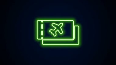 Parlayan neon hattı uçak bileti ikonu siyah arka planda izole edildi. Uçak bileti. 4K Video hareketli grafik canlandırması