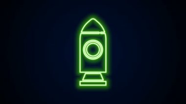 Parlayan neon hattı Roket gemisi simgesi siyah arkaplanda izole edildi. Uzay yolculuğu. 4K Video hareketli grafik canlandırması