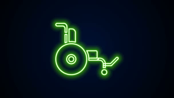Linha de néon brilhante Cadeira de rodas para ícone de pessoa com deficiência isolado no fundo preto. Animação gráfica em movimento de vídeo 4K — Vídeo de Stock