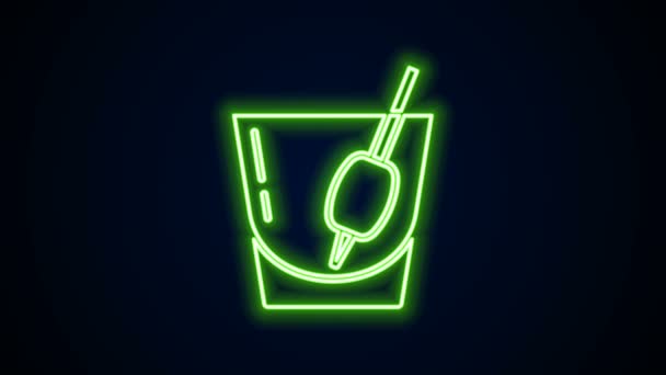 Brillante línea de neón Coctel Bloody Mary icono aislado sobre fondo negro. Animación gráfica de vídeo 4K — Vídeos de Stock