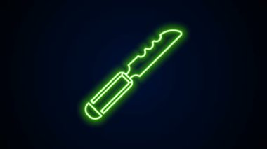 Parlayan neon çizgisi ekmek bıçağı simgesi siyah arkaplanda izole edildi. Çatal bıçak sembolü. 4K Video hareketli grafik canlandırması