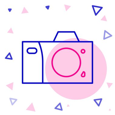Çizgi fotoğraf makinesi simgesi beyaz arkaplanda izole edildi. Fotoğraf makinesi simgesi. Renkli taslak konsepti. Vektör İllüstrasyonu.