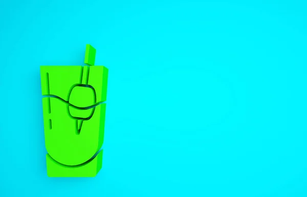 緑のカクテルブラッディメアリーアイコンは青の背景に隔離されています 最小限の概念 3Dイラスト3Dレンダリング — ストック写真