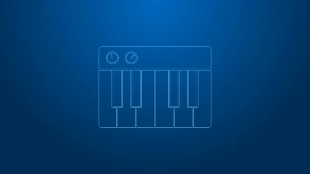 Biała linia Ikona syntezatora muzyki izolowana na niebieskim tle. Elektroniczne pianino. 4K Animacja graficzna ruchu wideo — Wideo stockowe