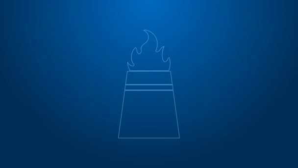 Weiße Linie Ölplattform mit Feuer-Symbol isoliert auf blauem Hintergrund. Feuerunfall. Gasturm. Industrieobjekt. 4K Video Motion Grafik Animation — Stockvideo