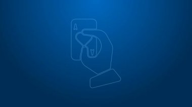 Beyaz çizgili El, mavi arkaplanda iskambil kâğıdı simgesi tutuyor. Kumarhane oyun tasarımı. 4K Video hareketli grafik canlandırması