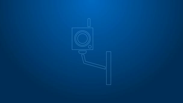 Vit linje Säkerhetskamera ikon isolerad på blå bakgrund. 4K Video motion grafisk animation — Stockvideo