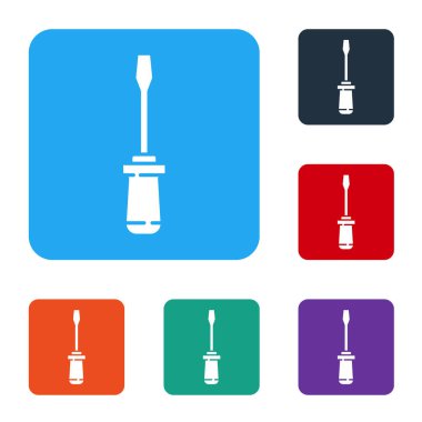 Beyaz tornavida simgesi beyaz arkaplanda izole edildi. Servis aracı sembolü. Renkli kare düğmelerle simgeleri ayarla. Vektör İllüstrasyonu.