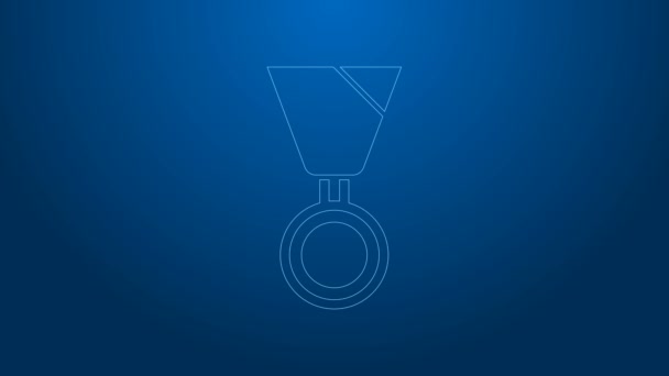 Bílá čára Vojenská odměna medaile ikon izolované na modrém pozadí. Vojenské znamení. Grafická animace pohybu videa 4K — Stock video