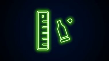 Siyah arka planda izole edilmiş belge ikonu için adli cetvelle yerleştirilmiş bir delil olarak parlayan neon çizgisi mermi kovanı. Suç mahalli kavramı. 4K Video hareketli grafik canlandırması