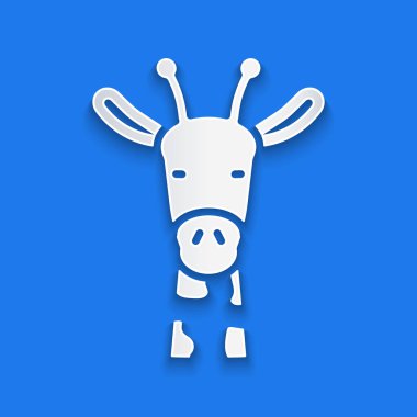 Kağıt kesiği zürafa kafası ikonu mavi arka planda izole edilmiş. Hayvan sembolü. Kağıt sanatı tarzı. Vektör.