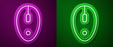 Parlayan neon hattı bilgisayar fare simgesi mor ve yeşil arkaplanda izole edildi. Tekerlek sembollü optik. Vektör.